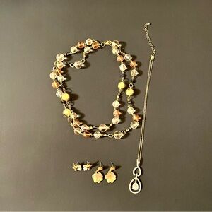 Jewelry Lot Necklaces Earrings Hummingbird Flower Rhinestone Beads Gold Tone